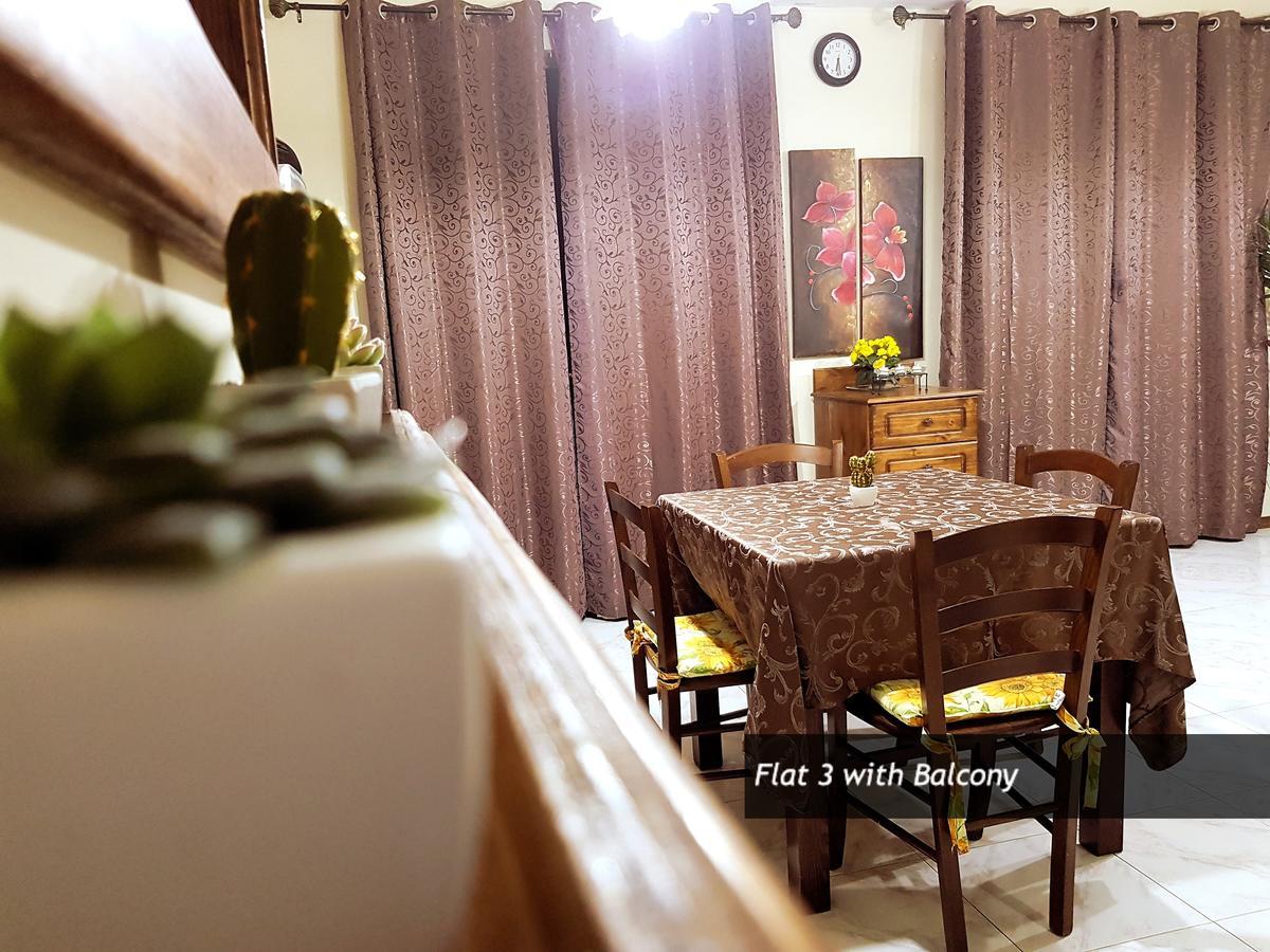 Pretty Bay Apartments บีร์เซบบูจา ภายนอก รูปภาพ