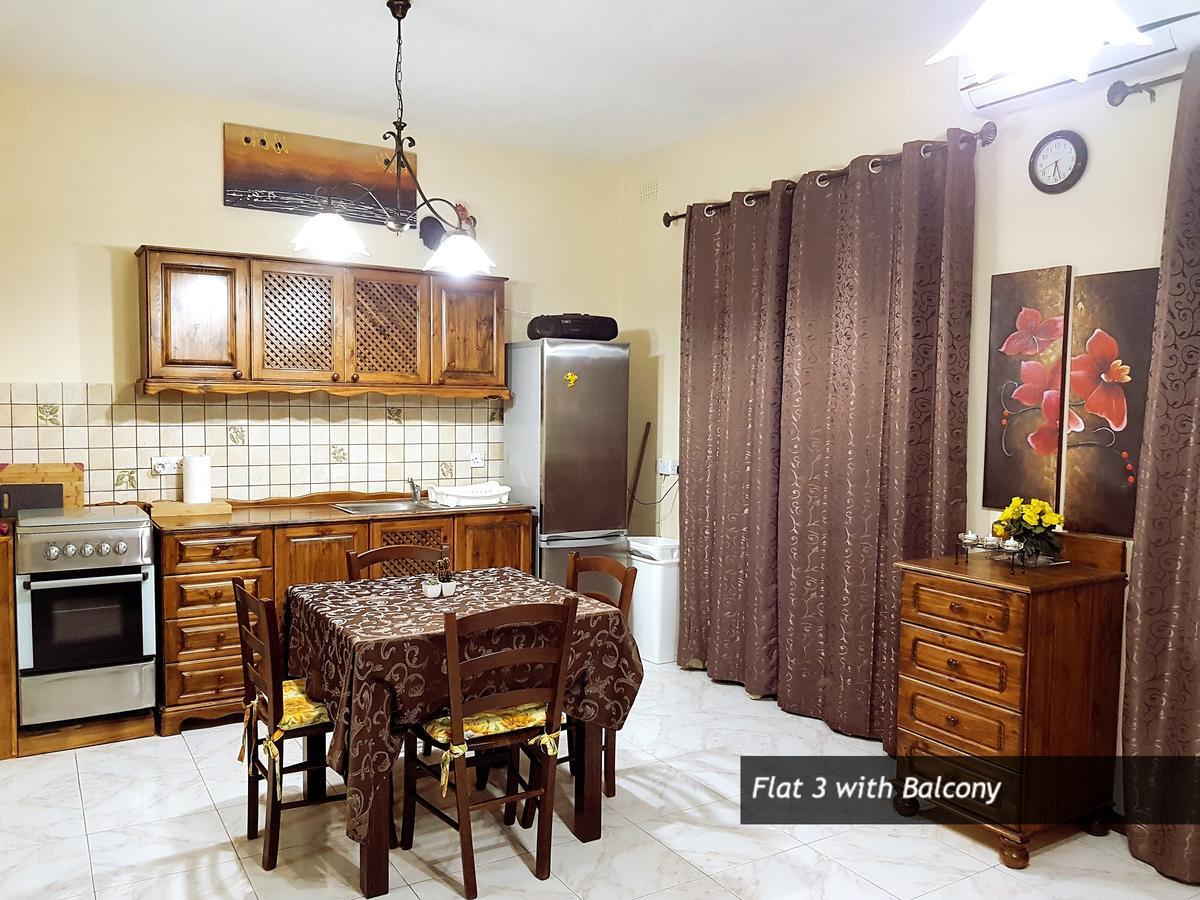 Pretty Bay Apartments บีร์เซบบูจา ภายนอก รูปภาพ
